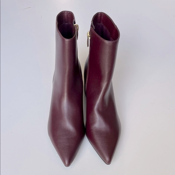 Marc Fisher Gismo Maroon Pointed Toe Chunky Heel Ankle Boot Sz 7.5M NWOB - Picture 1 of 9